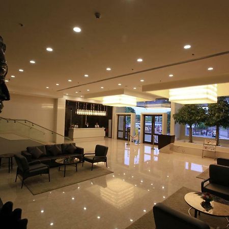 Goutham Grand Hotel Tenali Luaran gambar
