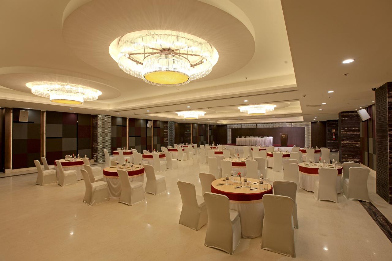 Goutham Grand Hotel Tenali Luaran gambar