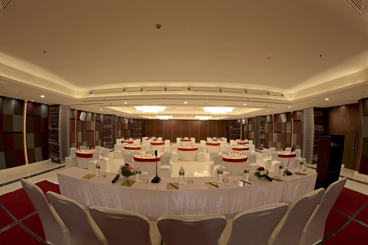 Goutham Grand Hotel Tenali Luaran gambar