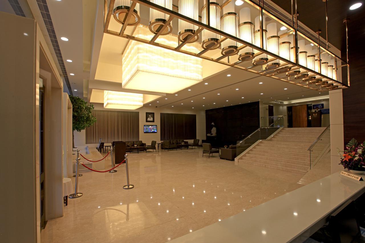 Goutham Grand Hotel Tenali Luaran gambar