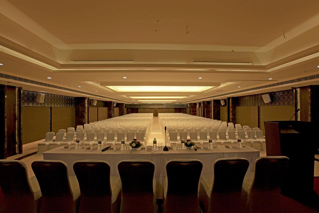 Goutham Grand Hotel Tenali Luaran gambar