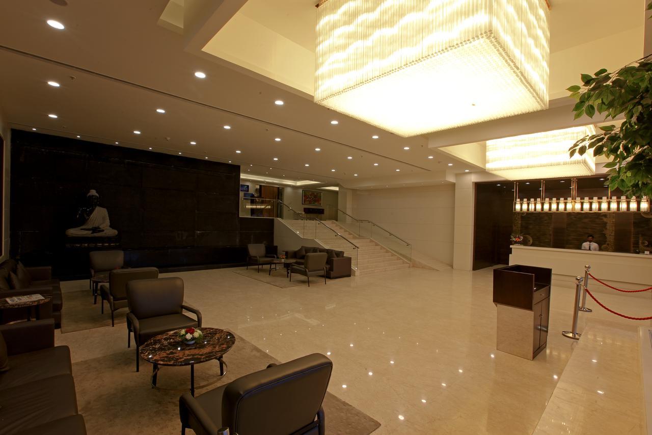 Goutham Grand Hotel Tenali Luaran gambar