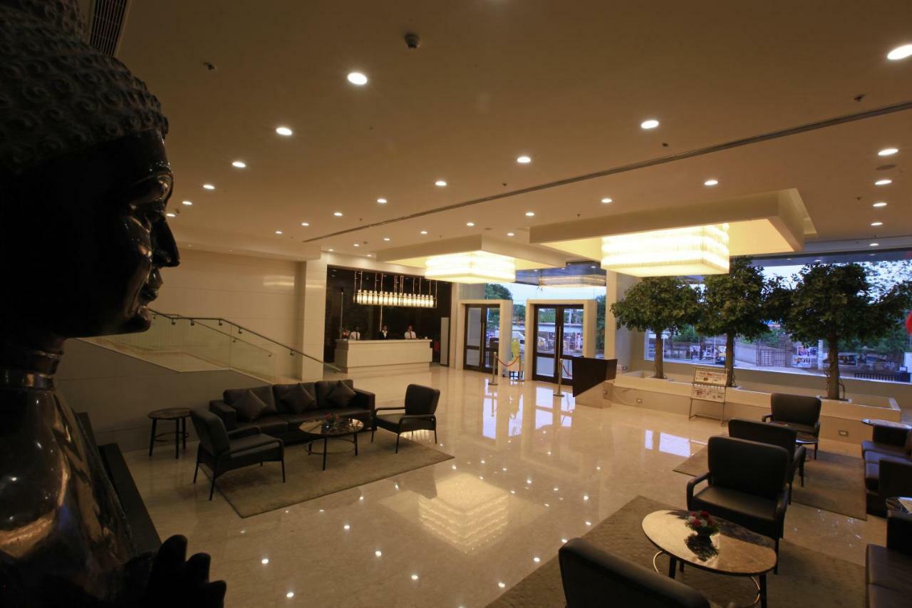 Goutham Grand Hotel Tenali Luaran gambar
